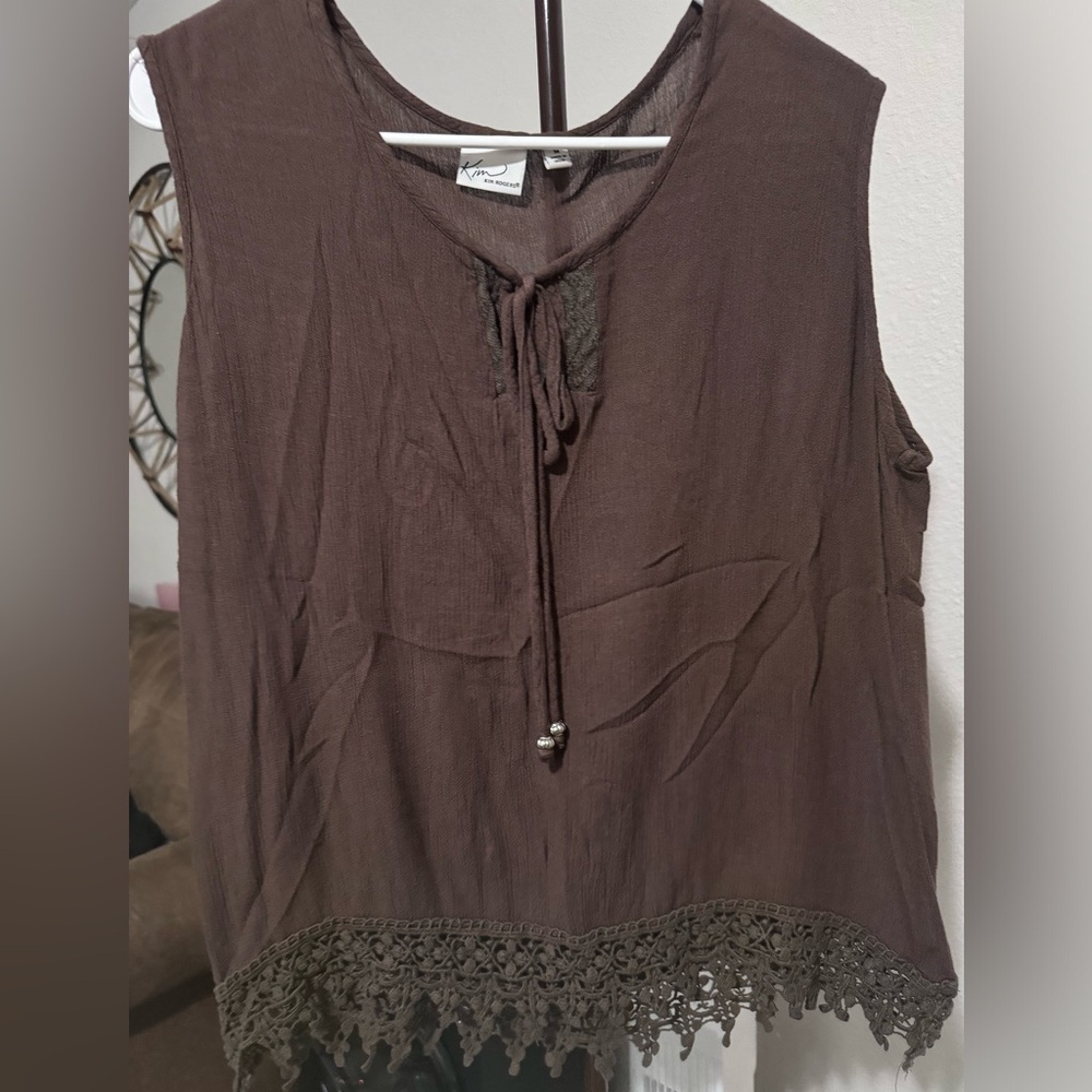 Women’s Brown Top